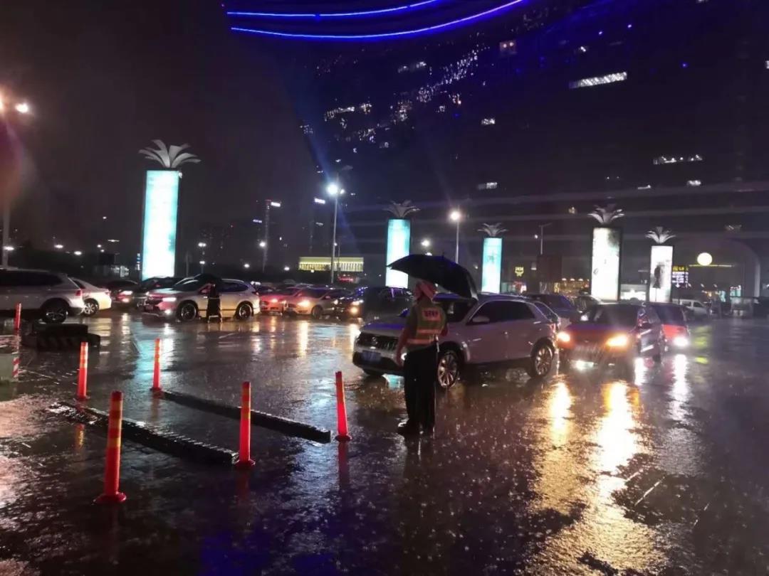 86環(huán)球融創(chuàng  )