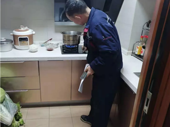 敲萬(wàn)家門(mén)，筑安全線(xiàn)——眾和為助力燃氣安全檢查工作